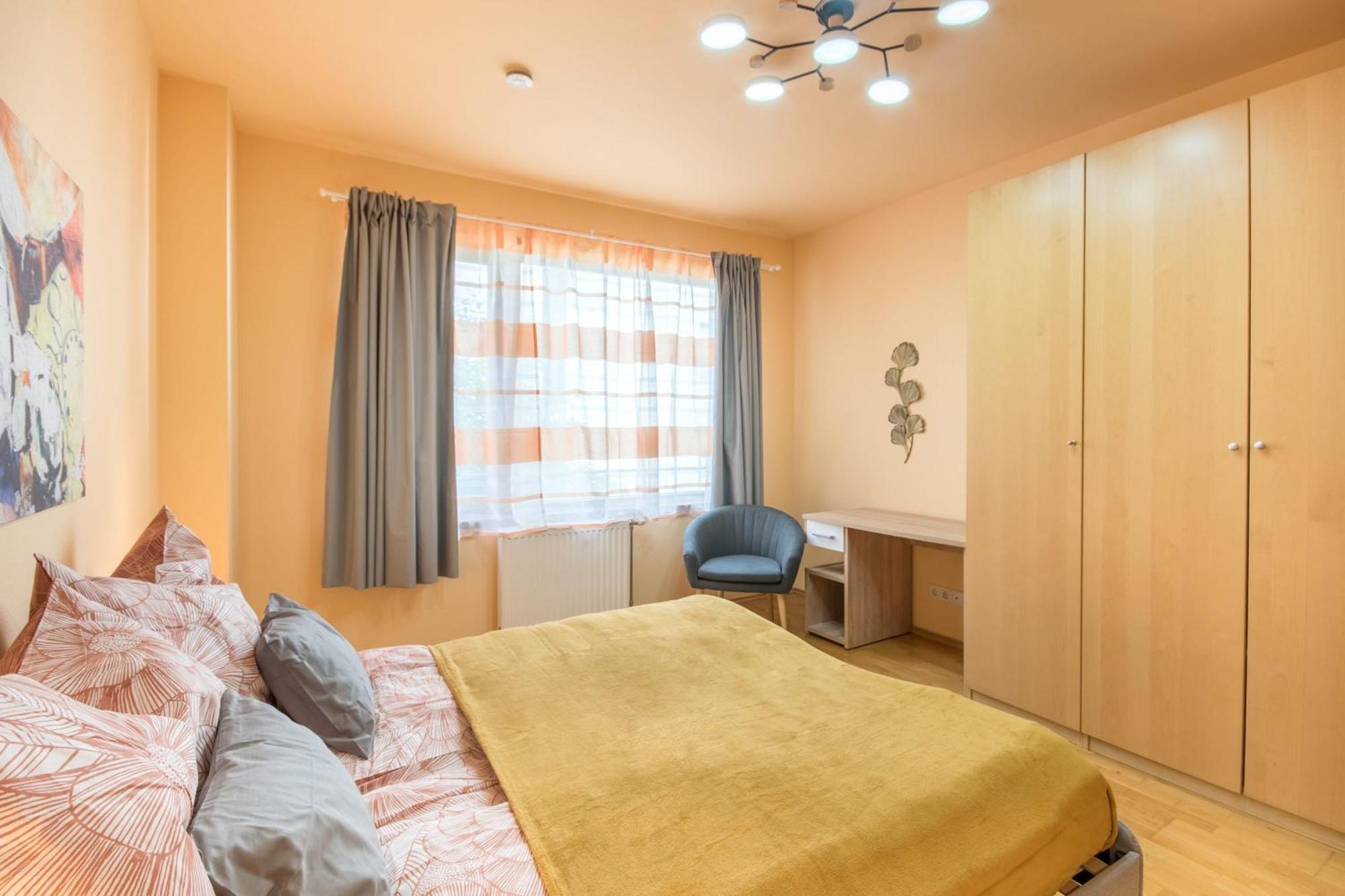 Appartamento Very Central - Large - Balcony - Comfy Budapest Esterno foto