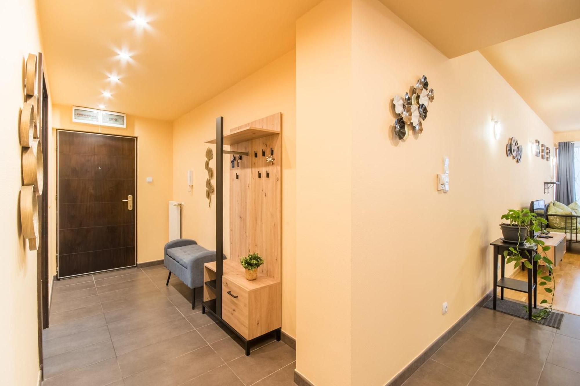 Appartamento Very Central - Large - Balcony - Comfy Budapest Esterno foto
